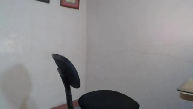 Image 11 of urasian_andrea Stream on Chaturbate on 15 months ago