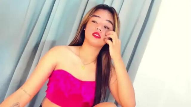 Image 4 of urasian_france69 Stream on Chaturbate on 15 months ago