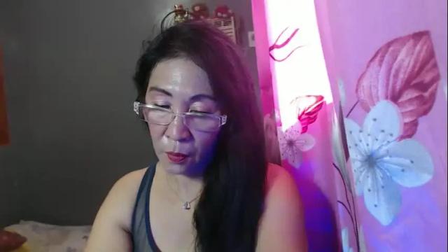 Image 11 of urasian_hotrina Stream on Chaturbate on 12 days ago