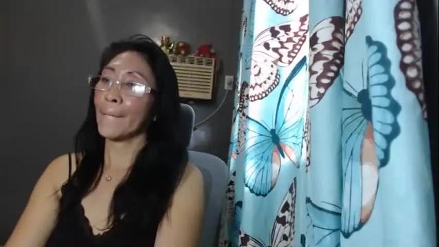 Image 10 of urasian_hotrina Stream on Chaturbate on 2 months ago
