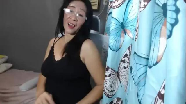 Image 3 of urasian_hotrina Stream on Chaturbate on 2 months ago