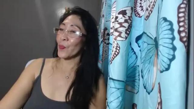 Image 6 of urasian_hotrina Stream on Chaturbate on 2 months ago