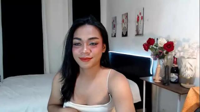 Image 7 of urasian_olivia1 Stream on Chaturbate on 1 month ago