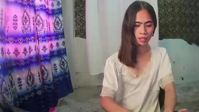 Image 10 of urasian_stacey Stream on Chaturbate on 13 months ago