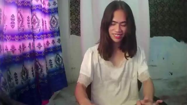 Image 2 of urasian_stacey Stream on Chaturbate on 13 months ago