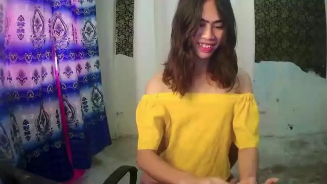 Image 7 of urasian_stacey Stream on Chaturbate on 13 months ago