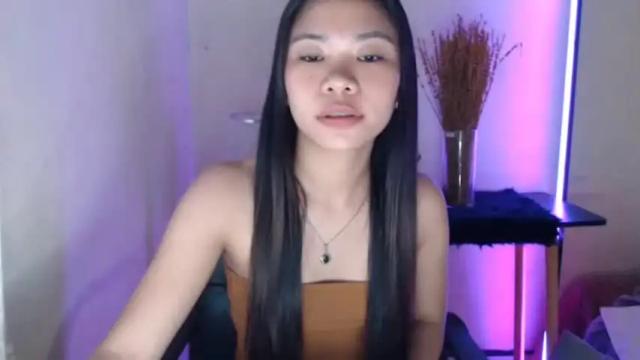 Image 8 of urasianbbgirl_18 Stream on Chaturbate on 21 months ago