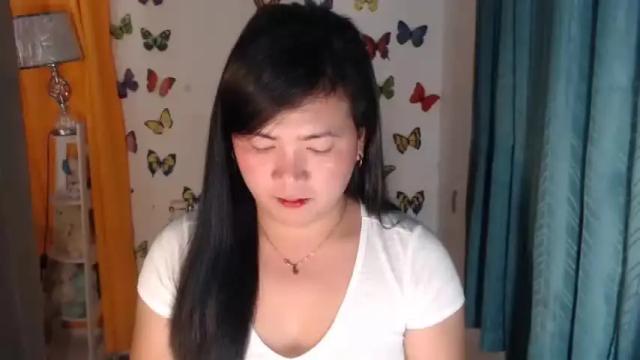 Image 4 of urasianfuckgirlxxx Stream on Chaturbate on 13 months ago