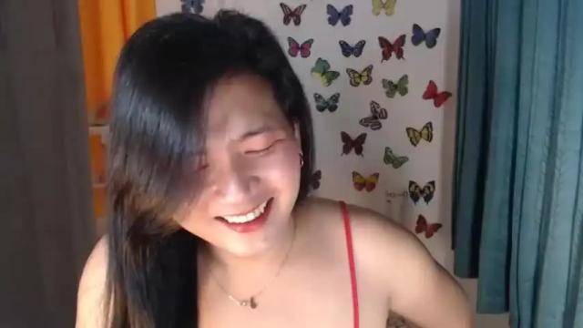 Image 3 of urasianfuckgirlxxx Stream on Chaturbate on 13 months ago
