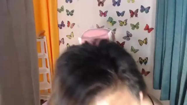 Image 2 of urasianfuckgirlxxx Stream on Chaturbate on 15 months ago