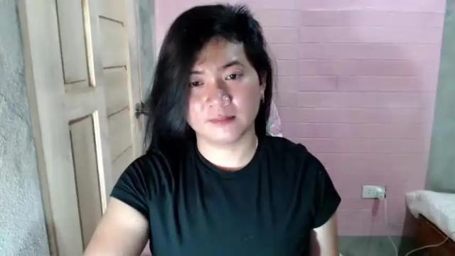 Image 11 of urasianfuckgirlxxx Stream on Chaturbate on 12 months ago