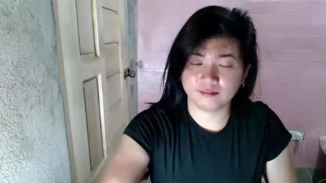 Image 6 of urasianfuckgirlxxx Stream on Chaturbate on 12 months ago