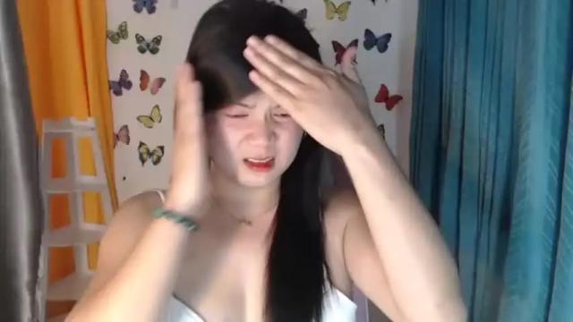 Image 8 of urasianfuckgirlxxx Stream on Chaturbate on 12 months ago