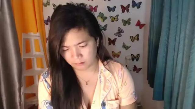 Image 10 of urasianfuckgirlxxx Stream on Chaturbate on 14 months ago
