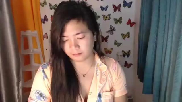 Image 11 of urasianfuckgirlxxx Stream on Chaturbate on 14 months ago