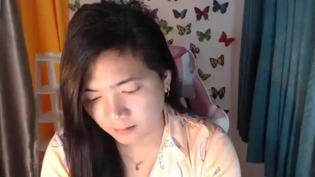 Image 12 of urasianfuckgirlxxx Stream on Chaturbate on 14 months ago