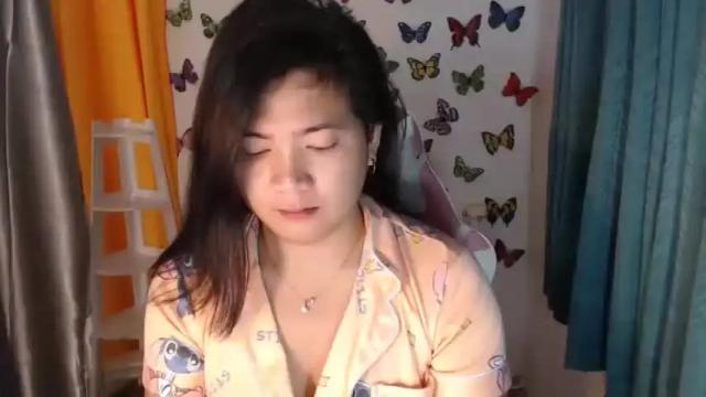 Image 6 of urasianfuckgirlxxx Stream on Chaturbate on 14 months ago