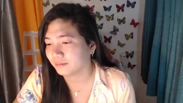 Image 8 of urasianfuckgirlxxx Stream on Chaturbate on 14 months ago