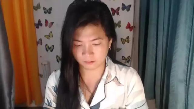 Image 10 of urasianfuckgirlxxx Stream on Chaturbate on 14 months ago