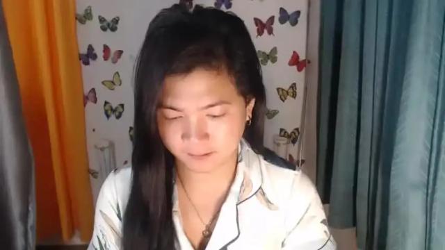 Image 7 of urasianfuckgirlxxx Stream on Chaturbate on 14 months ago