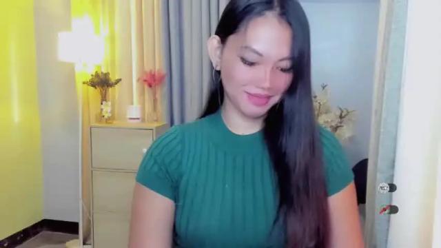 Image 6 of urasiangirl_megan Stream on Chaturbate on 13 months ago