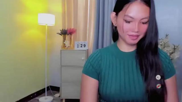 Image 6 of urasiangirl_megan Stream on Chaturbate on 12 months ago