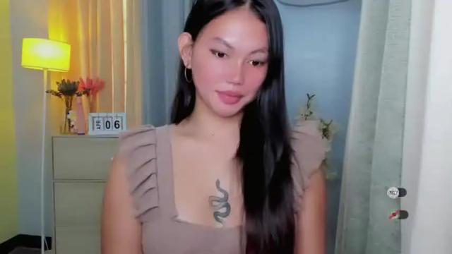 Image 3 of urasiangirl_megan Stream on Chaturbate on 12 months ago