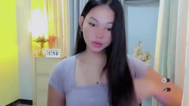 Image 2 of urasiangirl_megan Stream on Chaturbate on 12 months ago