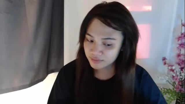 Thumbnail 1, urasianlovelykimxxx's Stream at Chaturbate, 12 months ago