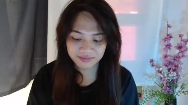 Image 8 of urasianlovelykimxxx Stream on Chaturbate on 19 months ago