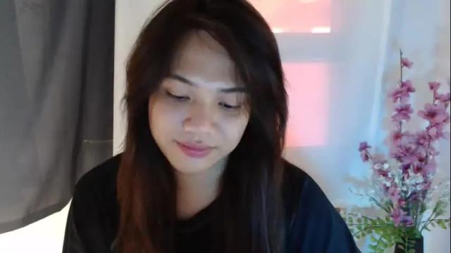 Thumbnail 3, urasianlovelykimxxx's Stream at Chaturbate, 12 months ago