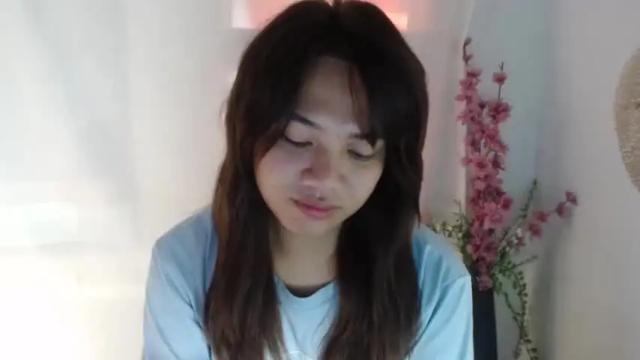 Image 11 of urasianlovelykimxxx Stream on Chaturbate on 21 months ago