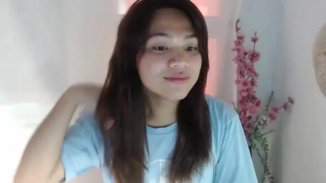 Thumbnail 2, urasianlovelykimxxx's Stream at Chaturbate, 21 months ago