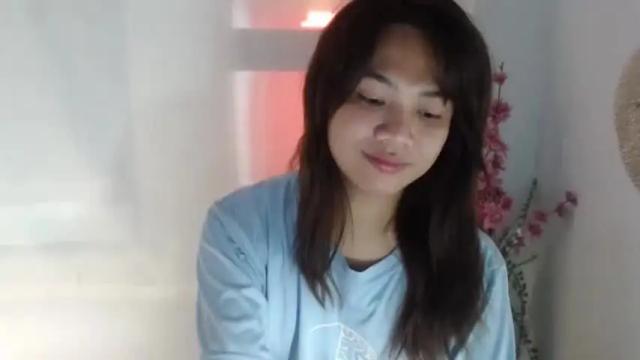 Thumbnail 3, urasianlovelykimxxx's Stream at Chaturbate, 21 months ago