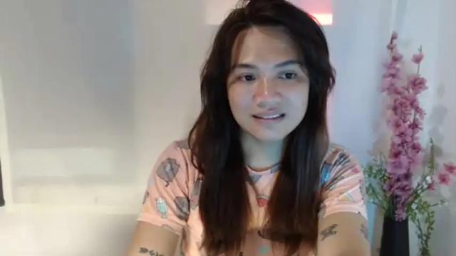 Image 11 of urasianlovelykimxxx Stream on Chaturbate on 12 months ago