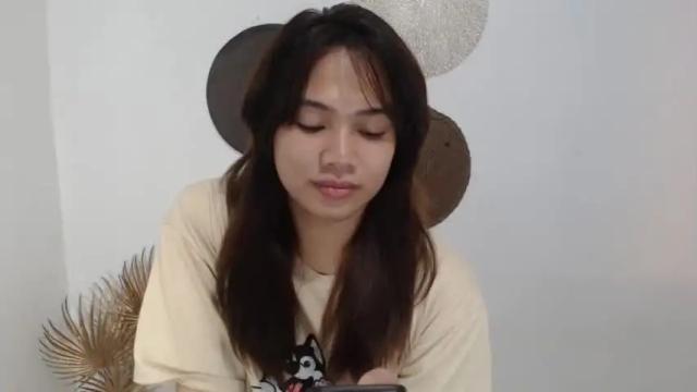 Thumbnail 2, urasianlovelykimxxx's Stream at Chaturbate, 12 months ago