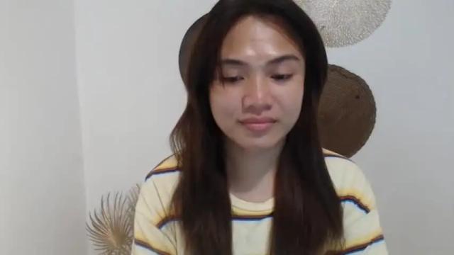 Image 4 of urasianlovelykimxxx Stream on Chaturbate on 12 months ago