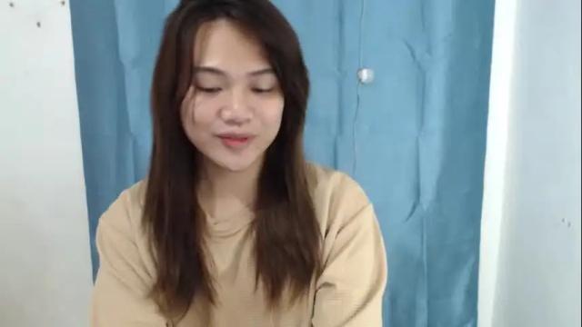 Image 10 of urasianlovelykimxxx Stream on Chaturbate on 20 months ago