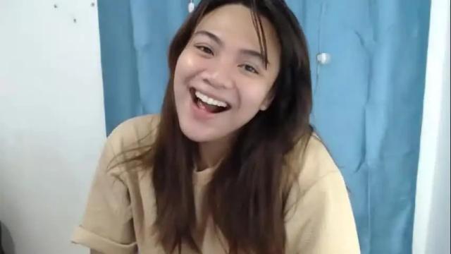 Image 2 of urasianlovelykimxxx Stream on Chaturbate on 20 months ago