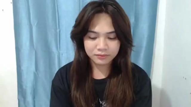 Image 3 of urasianlovelykimxxx Stream on Chaturbate on 11 months ago