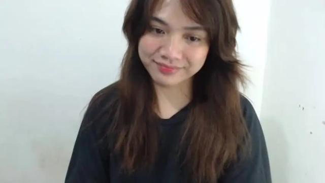 Image 9 of urasianlovelykimxxx Stream on Chaturbate on 11 months ago