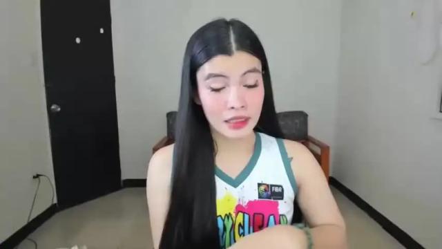 Image 2 of urasianpinayjudyxxx Stream on Chaturbate on 13 months ago