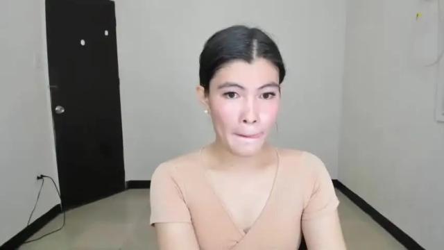 Image 2 of urasianpinayjudyxxx Stream on Chaturbate on 12 months ago
