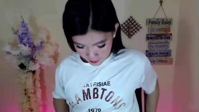 Image 2 of urasianpinayjudyxxx Stream on Chaturbate on 12 months ago