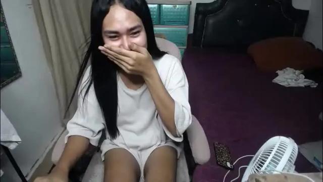 Image 3 of urasians_cummer Stream on Chaturbate on 2 months ago