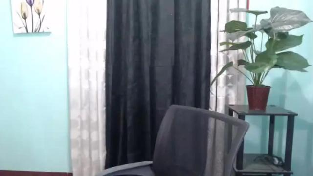 Image 6 of urasiansweetgirl Stream on Chaturbate on 17 months ago