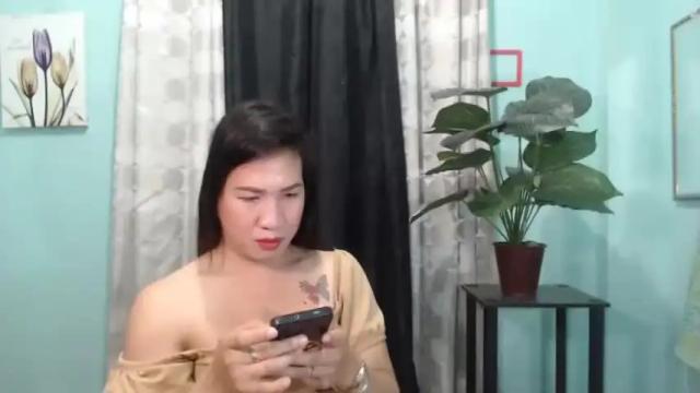 Image 3 of urasiansweetgirl Stream on Chaturbate on 17 months ago