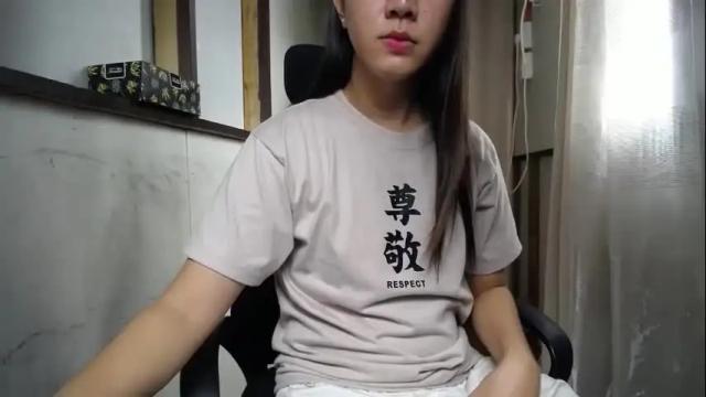 Image 2 of urasiantserika Stream on Chaturbate on 2 months ago