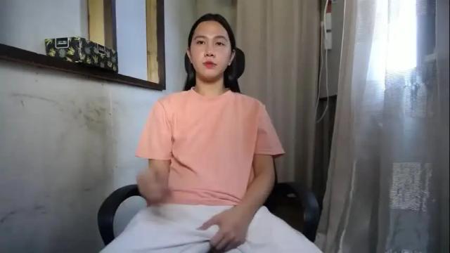 Image 8 of urasiantserika Stream on Chaturbate on 2 months ago