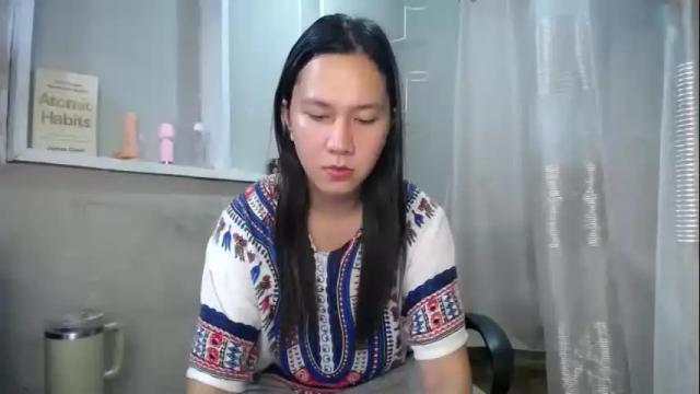 Image 10 of urasiantserika Stream on Chaturbate on 26 days ago